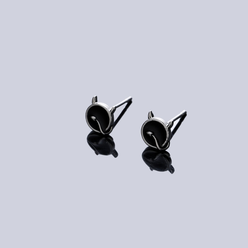 زوج واحد من الأقراط العصرية ال - مراجعة Body Jewelry High End وسعره