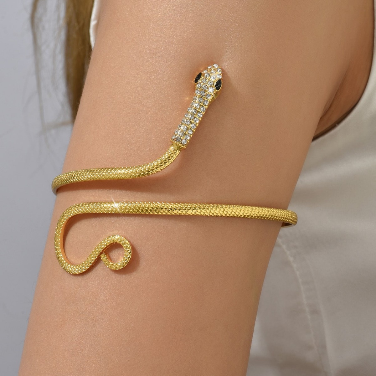 أساور ذراع نحاسية على شكل ثعبا - مراجعة Body Jewelry High End وسعره