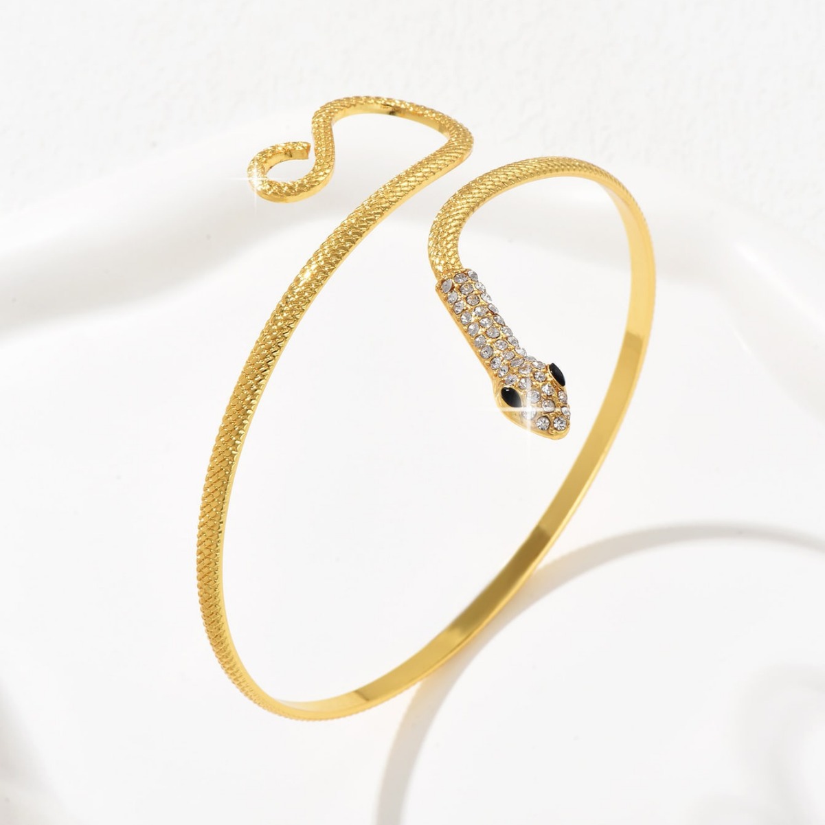 أساور ذراع نحاسية على شكل ثعبا - مراجعة Body Jewelry High End وسعره