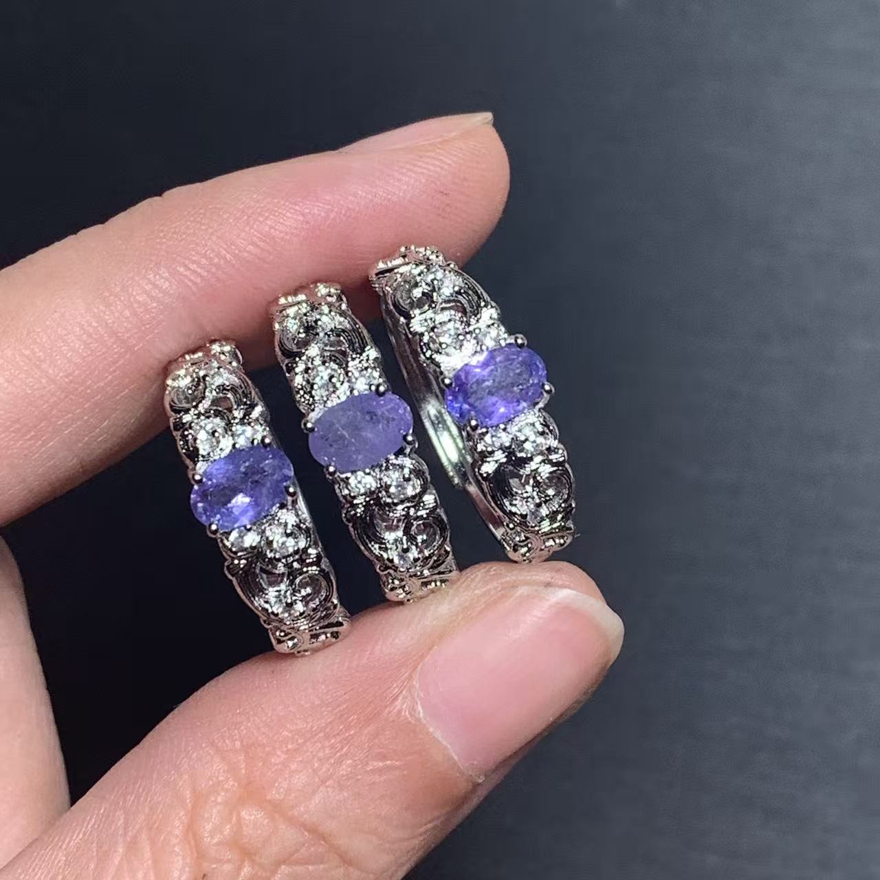 خاتم التانزانيت الطبيعي القابل - مراجعة Body Jewelry Wholesale وسعره