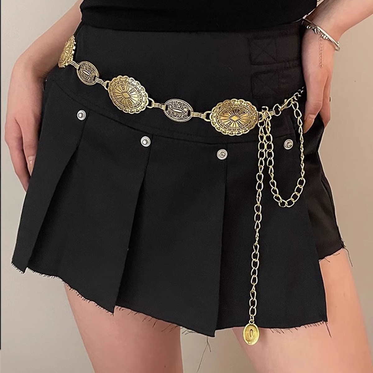 سلسلة خصر معدنية للسيدات بتصمي - مراجعة Body Jewelry High End وسعره