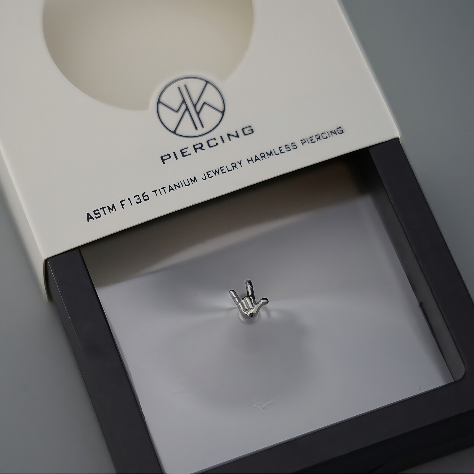 التيتانيوم ستد أقراط موضوع داخ - مراجعة Body Jewelry Jewelry Box وسعره