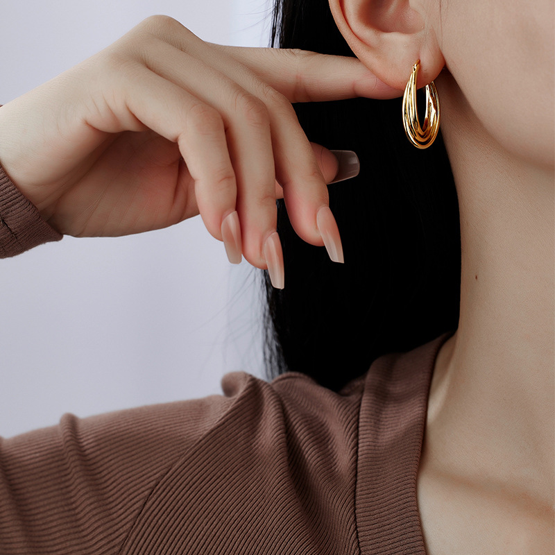 أقراط فضية جديدة من الفضة عيار - مراجعة Body Jewelry High End وسعره